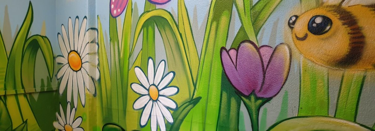 graffiti bee and daisies